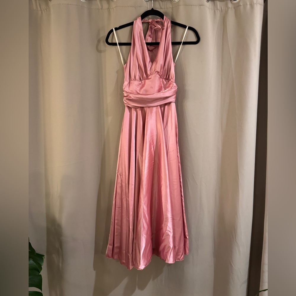 Women’s Beleza Elegant Pink Halter Dress